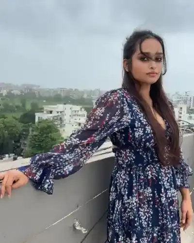Vyara Escorts